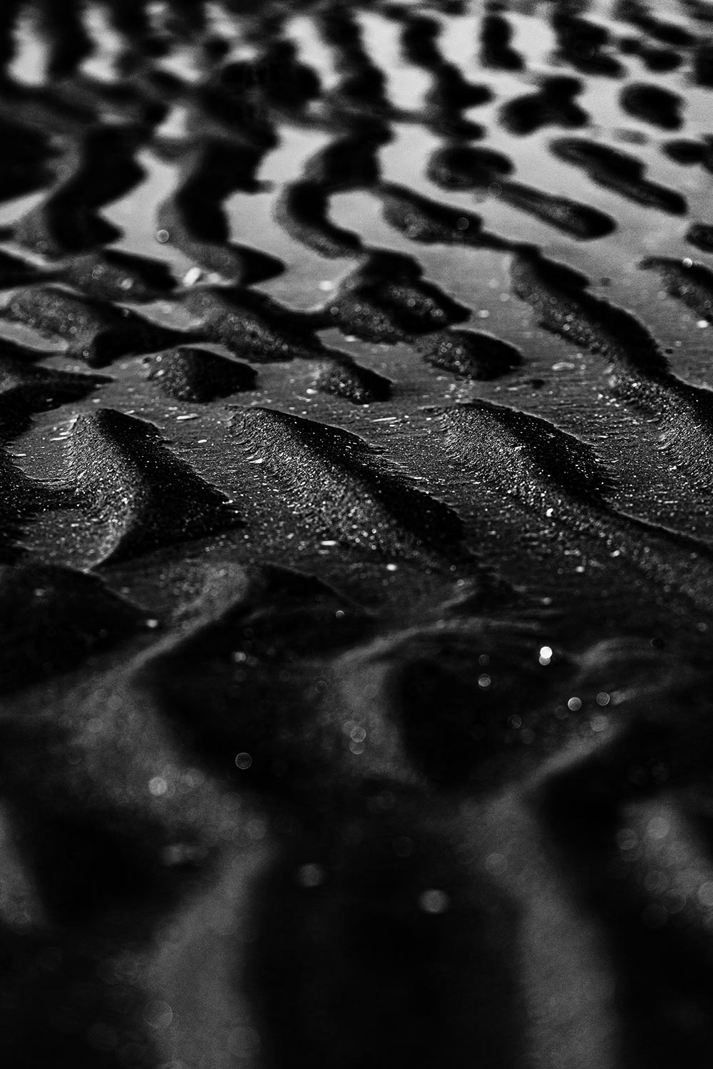 Monochrome Sand Detail